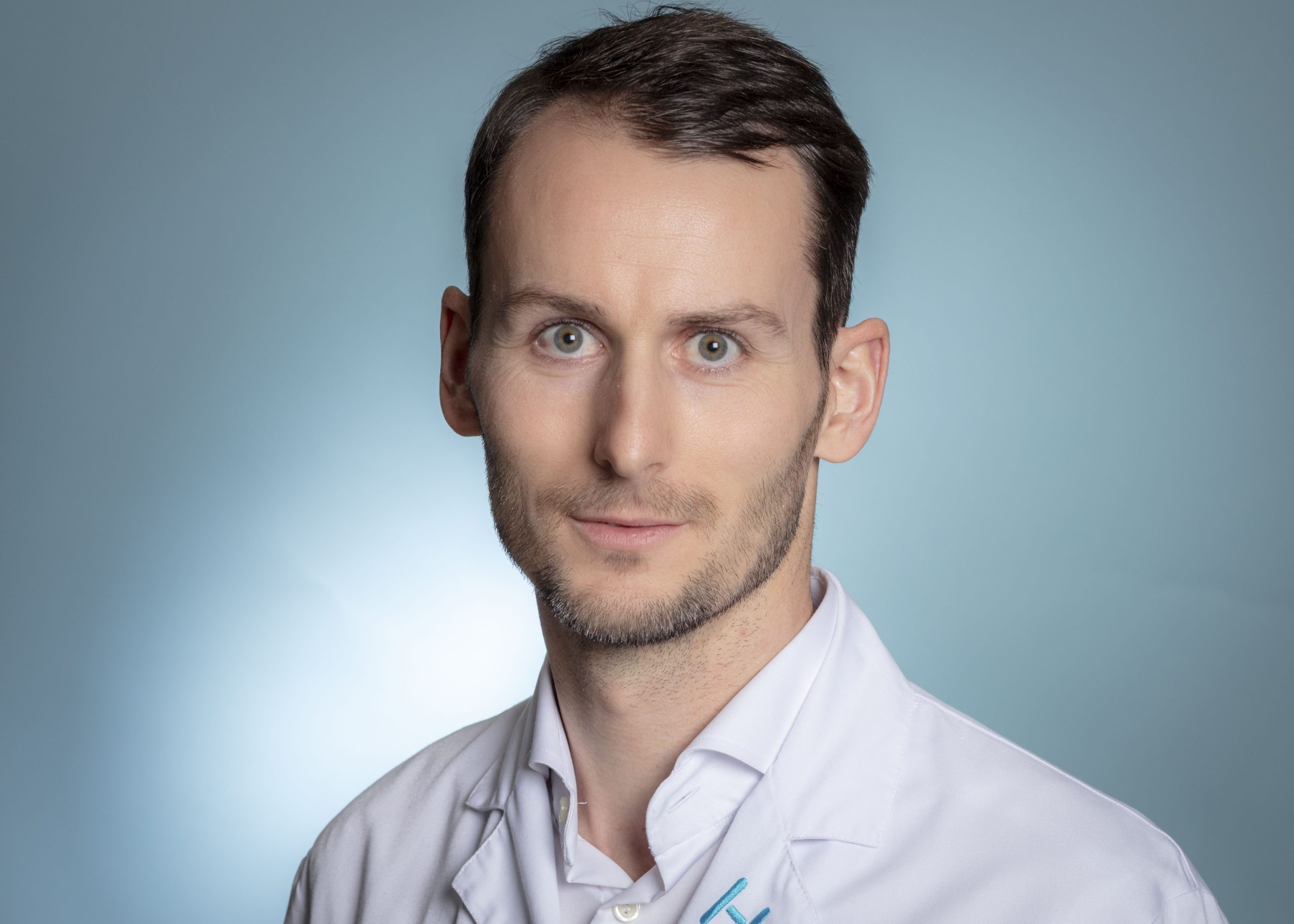 Dr Nils Perrin